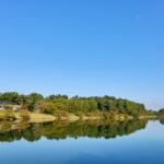 上高地の明神池
