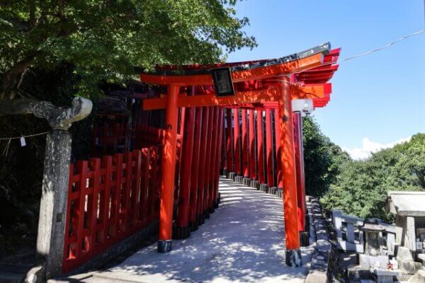 佐賀県鹿島市の祐徳稲荷神社奥の院へ続く参道「千本鳥居」