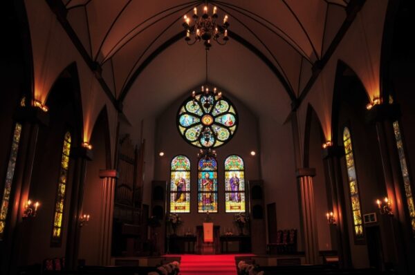 教会内部のイメージ画像