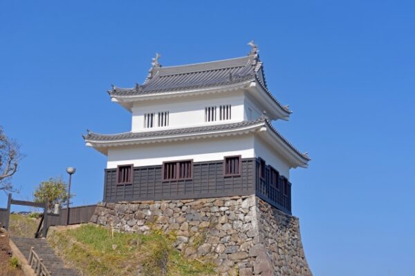 平戸城の櫓と石垣